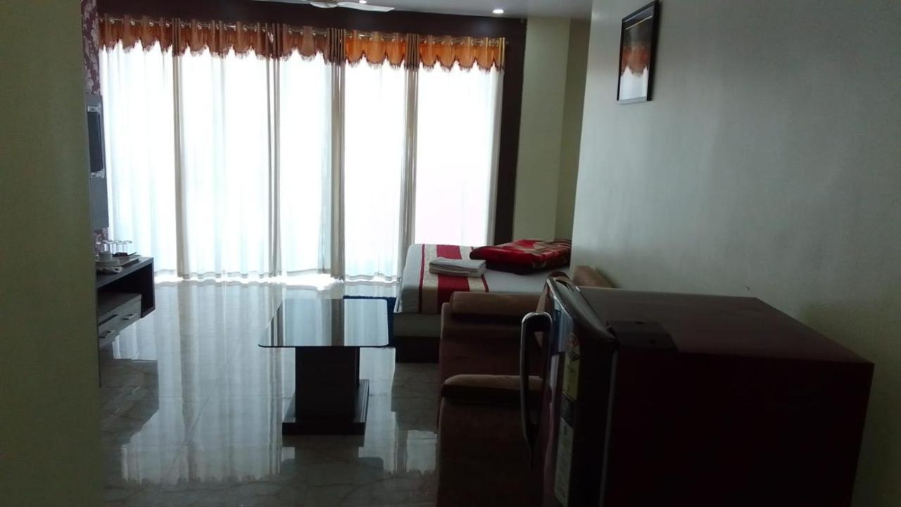 Hotel Rajmahal Tarapith Exterior photo